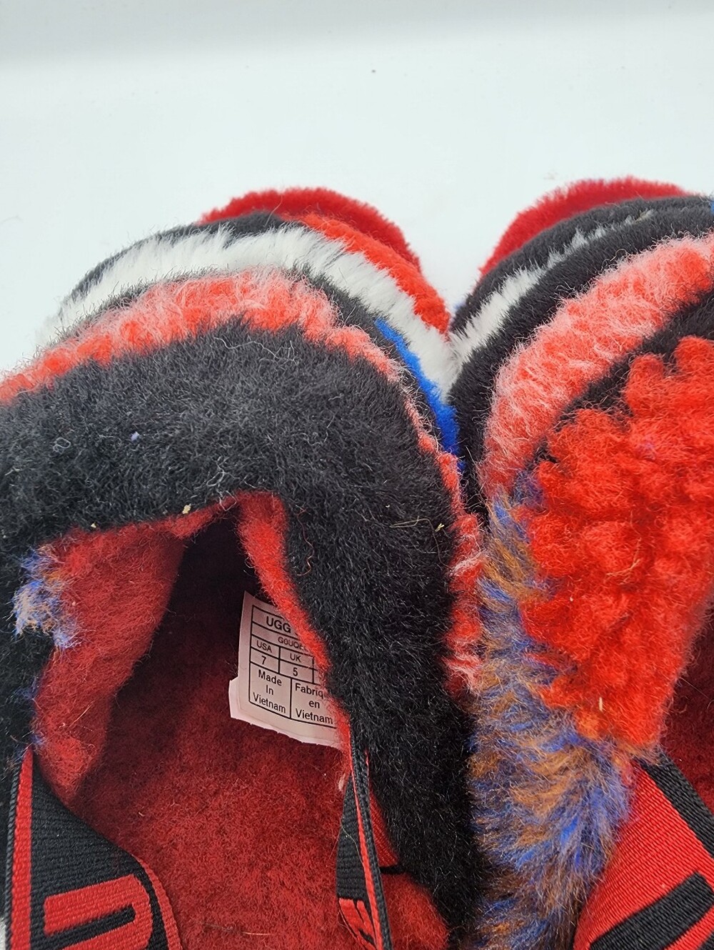 Uggs Sandals - Picture 10 of 11
